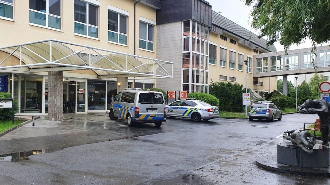 Střelba ve střešovické nemocnici vyděsila pacienty